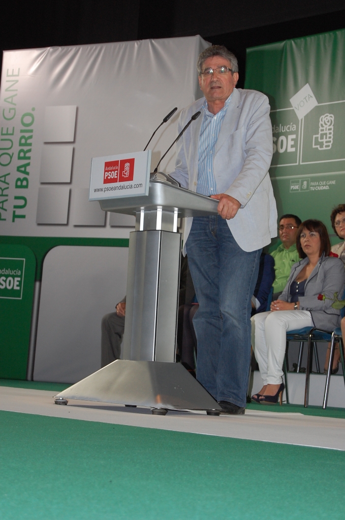 08052011Luis_Pizarro