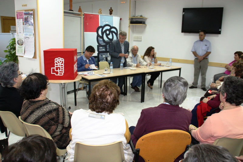 GC_en_centro_de_mayores_de_Vejer