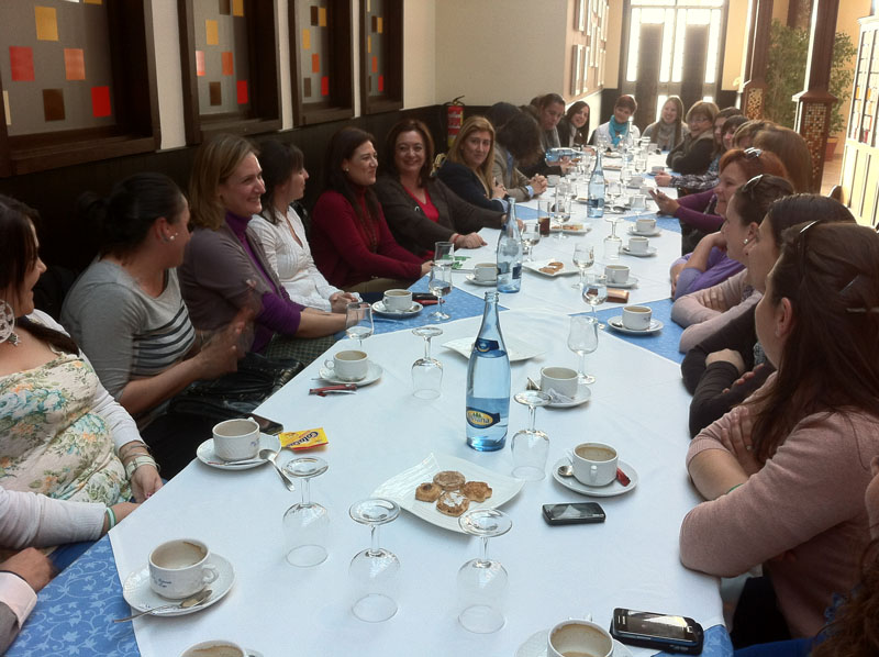 cafe_con_mujeres