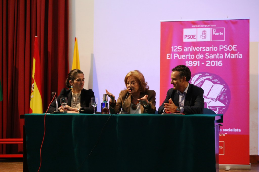 Cristina Saucedo, Amparo Rubiales y David de la Encina
