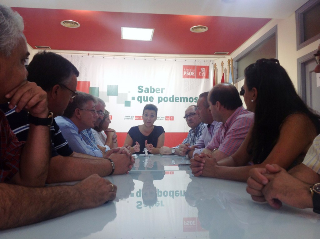 Reunión de los responsables socialistas en la sede del PSOE de La Línea