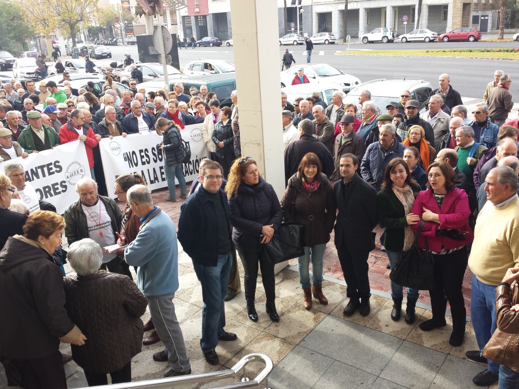 PSOE con emigrantes