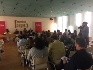 público